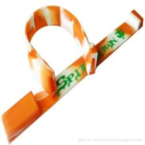 Wristband USB Flash Drives with Up to 32GB Capacity, OEM/ODM Orders Welcomed, Free Samples Supply